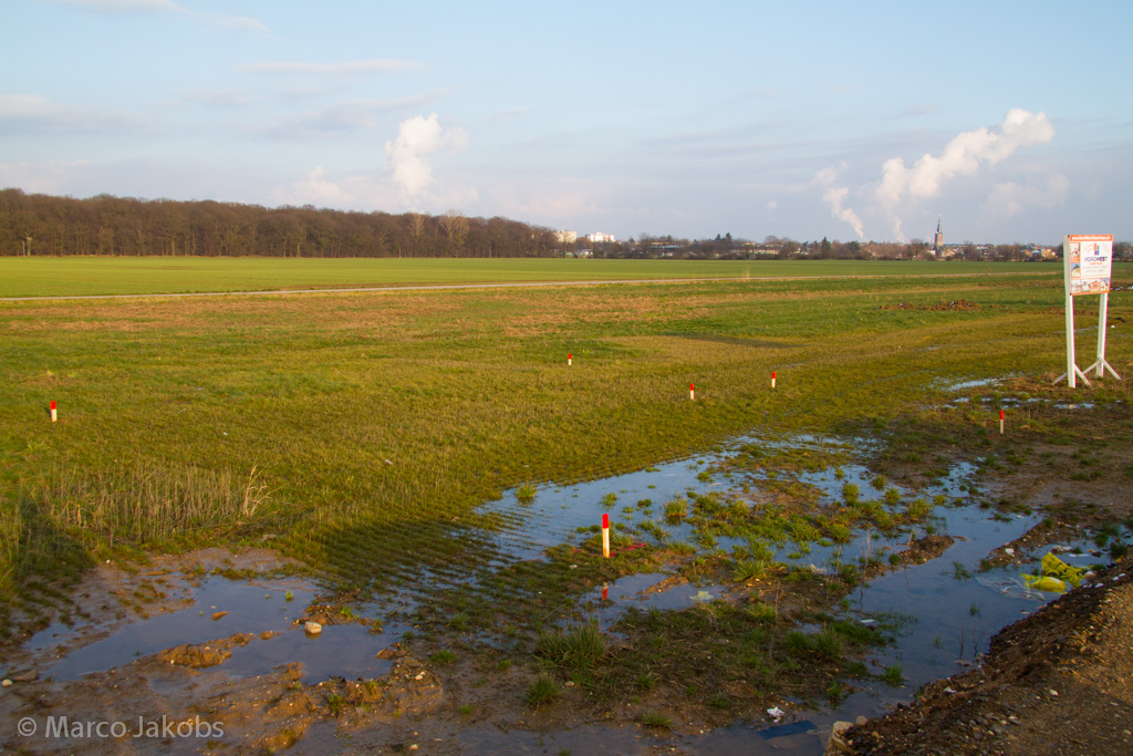 130209170900 MJ  0011