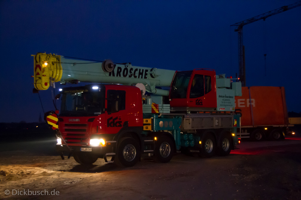 130311062535 MJ  0185