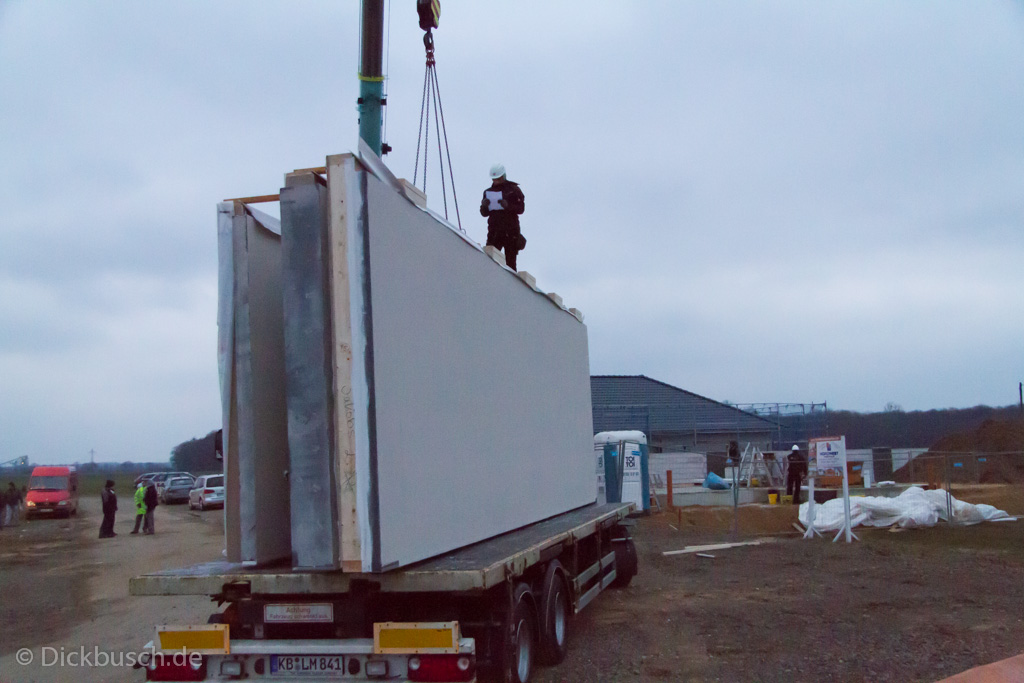 130311065714 MJ  0217