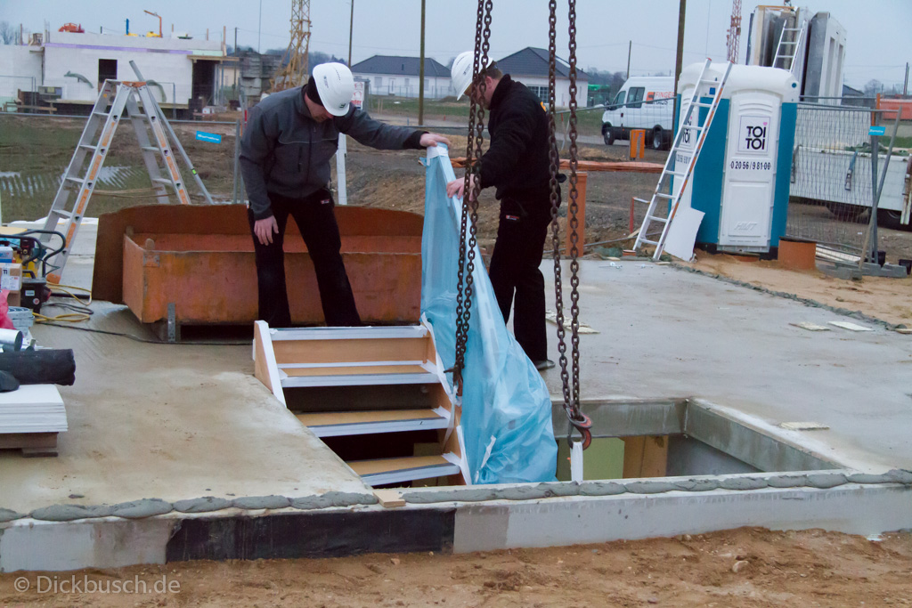 130311071046 MJ  0239