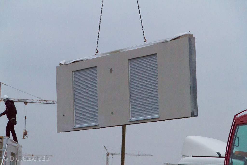 130311071837 MJ  0244