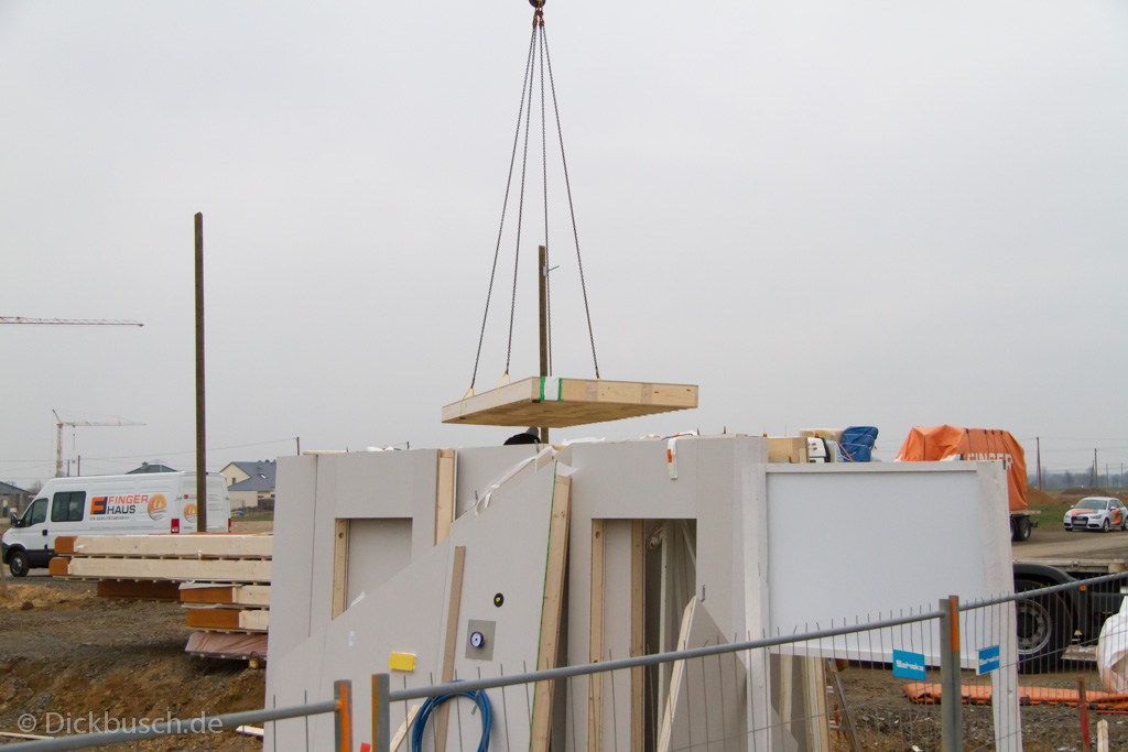 130311094245 MJ  0309