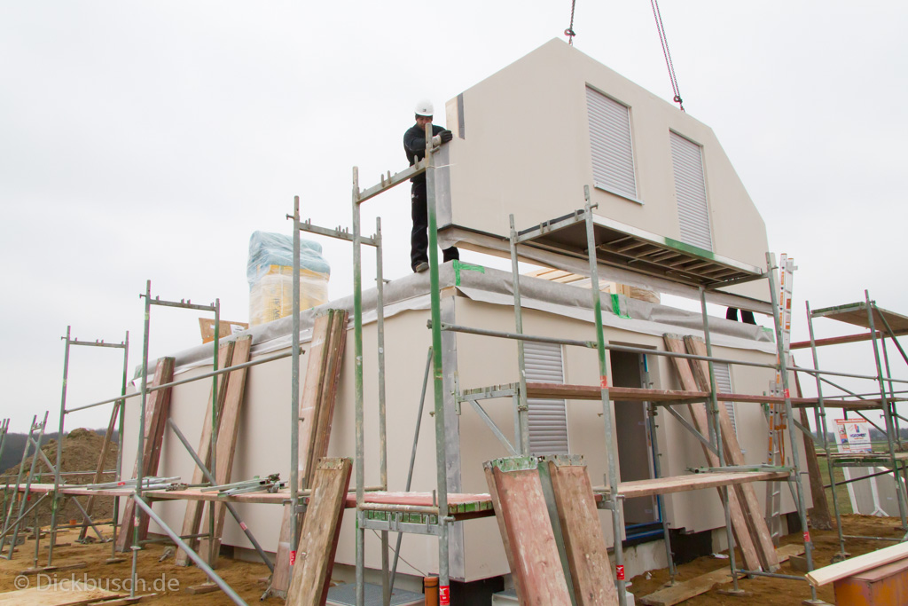 130311114324 MJ  0377