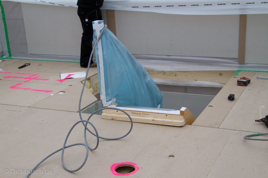 130311122732 MJ  0420