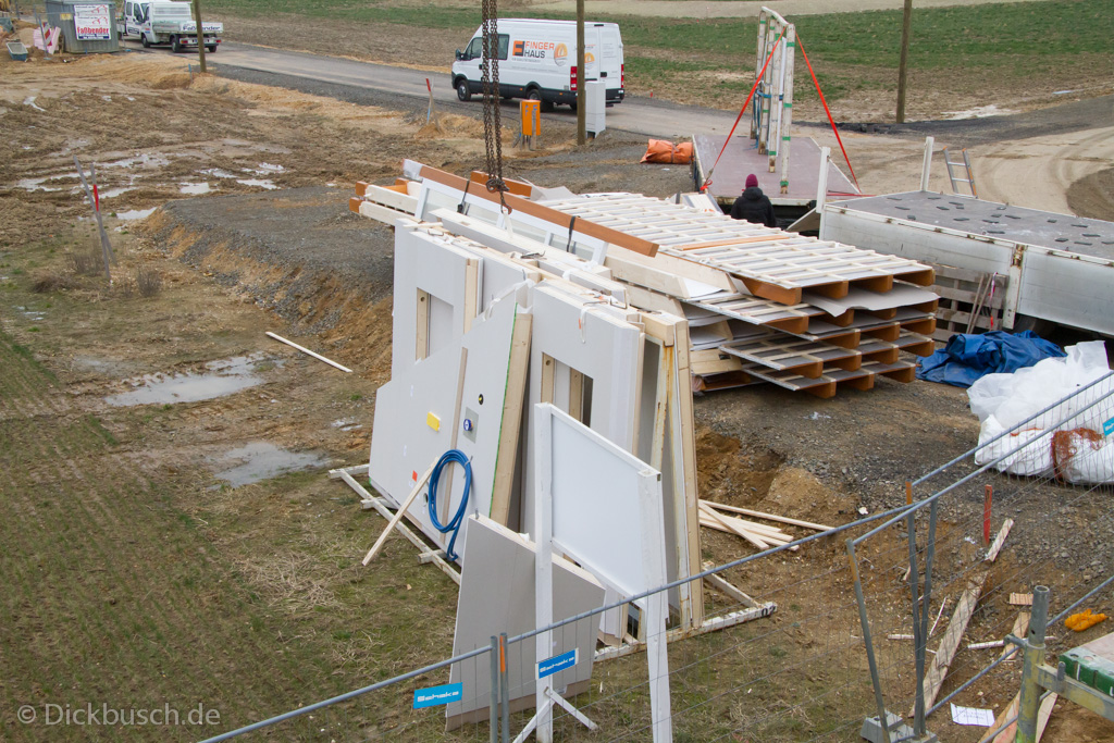 130311122819 MJ  0421