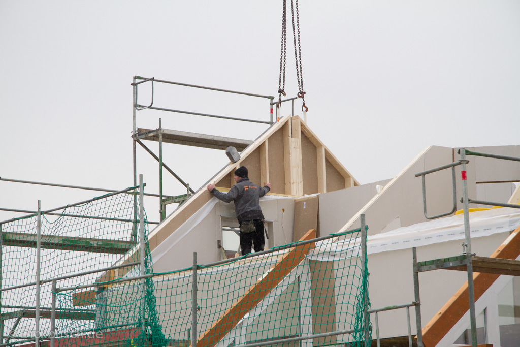 130311140005 MJ  0484