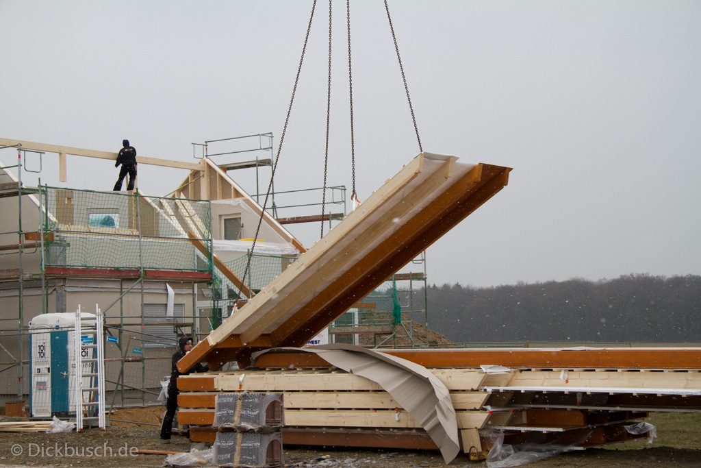 130311142451 MJ  0492