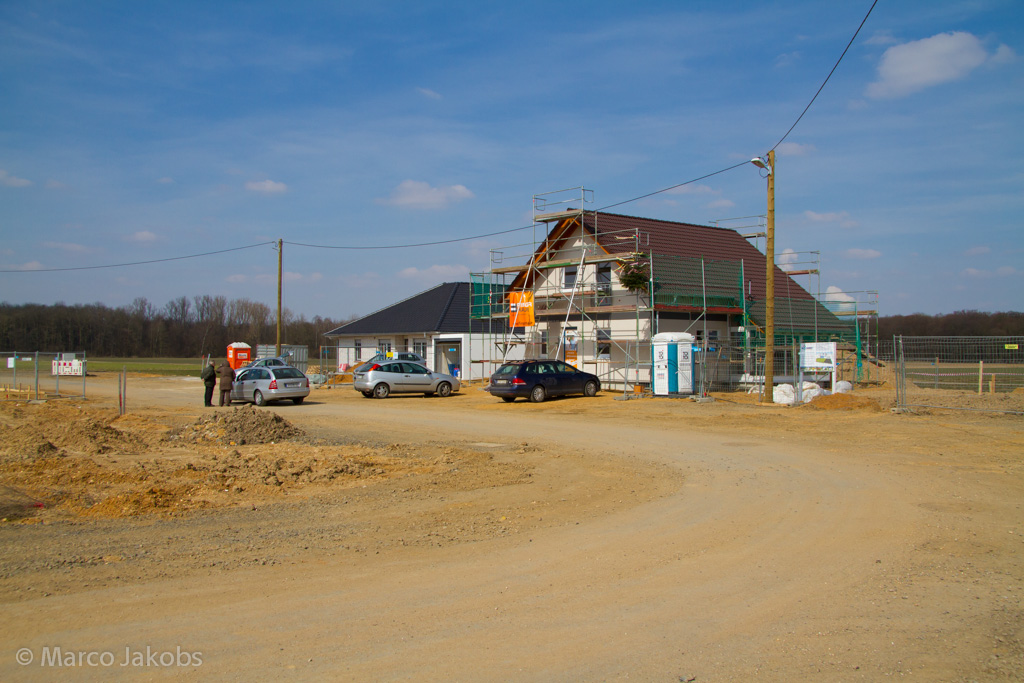 130401131200 MJ  0527