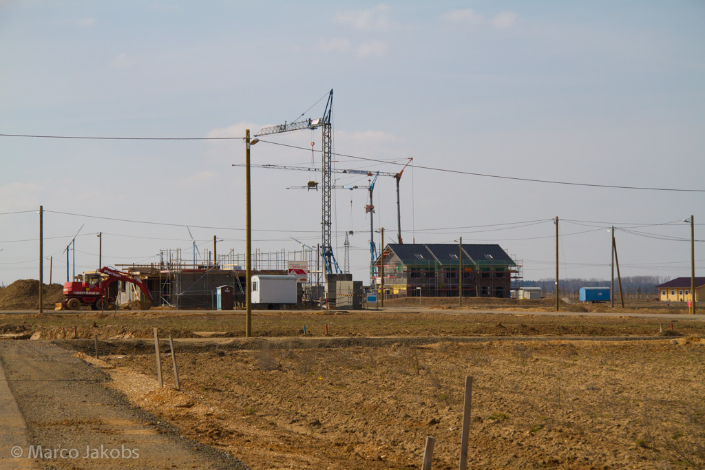 130401132650 MJ  0545