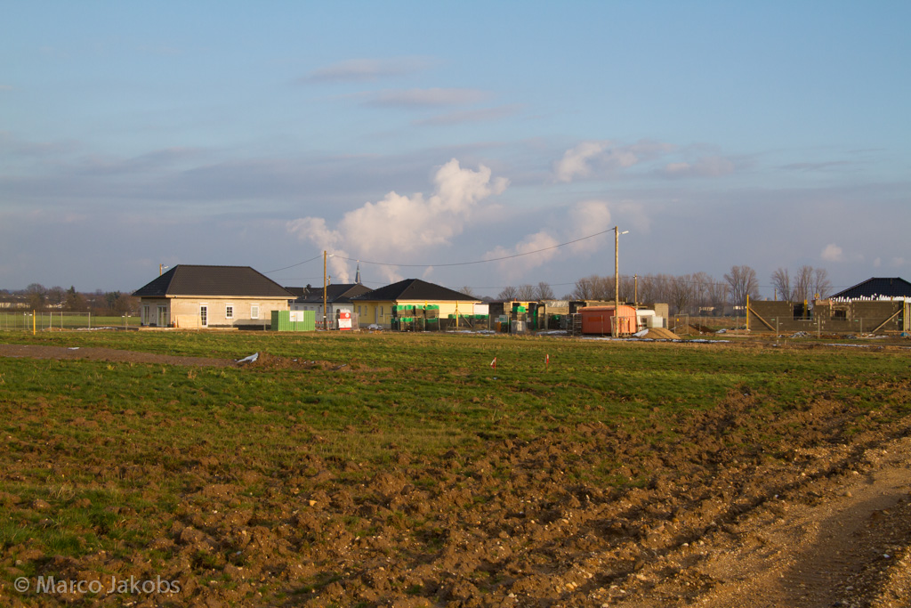 130209171900 MJ  0019