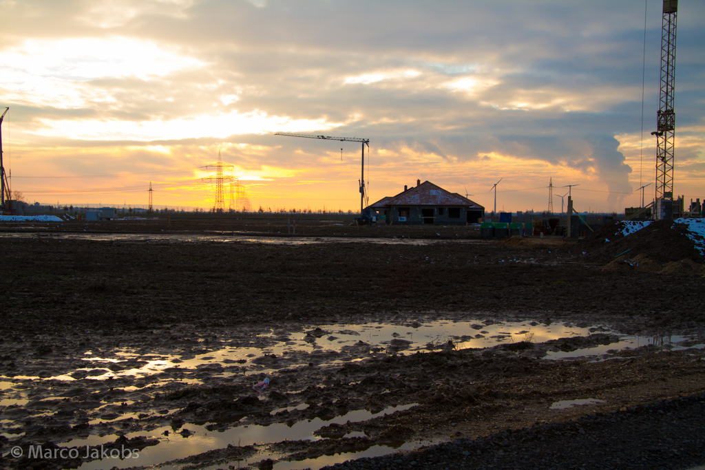 130209180308 MJ  0027