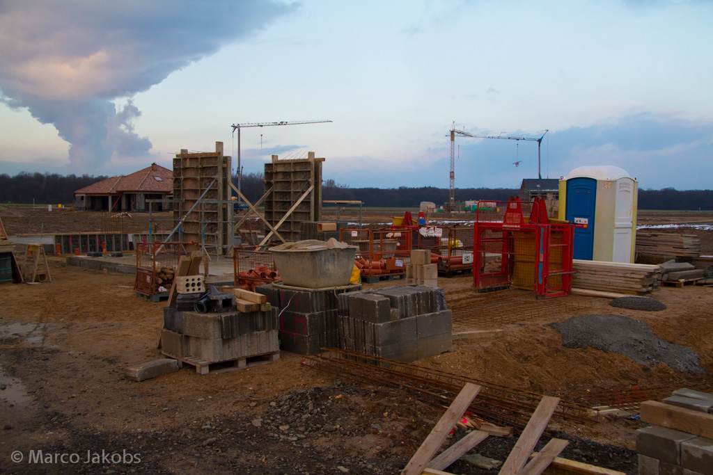 130209181029 MJ  0037