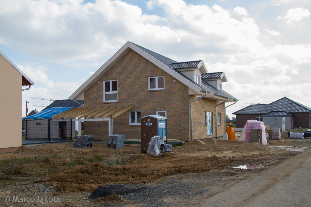 140302130501 MJ  0869