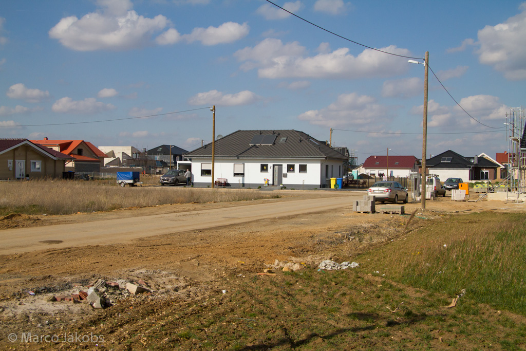 140302132431 MJ  0900