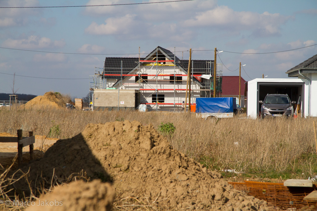 140302132547 MJ  0902