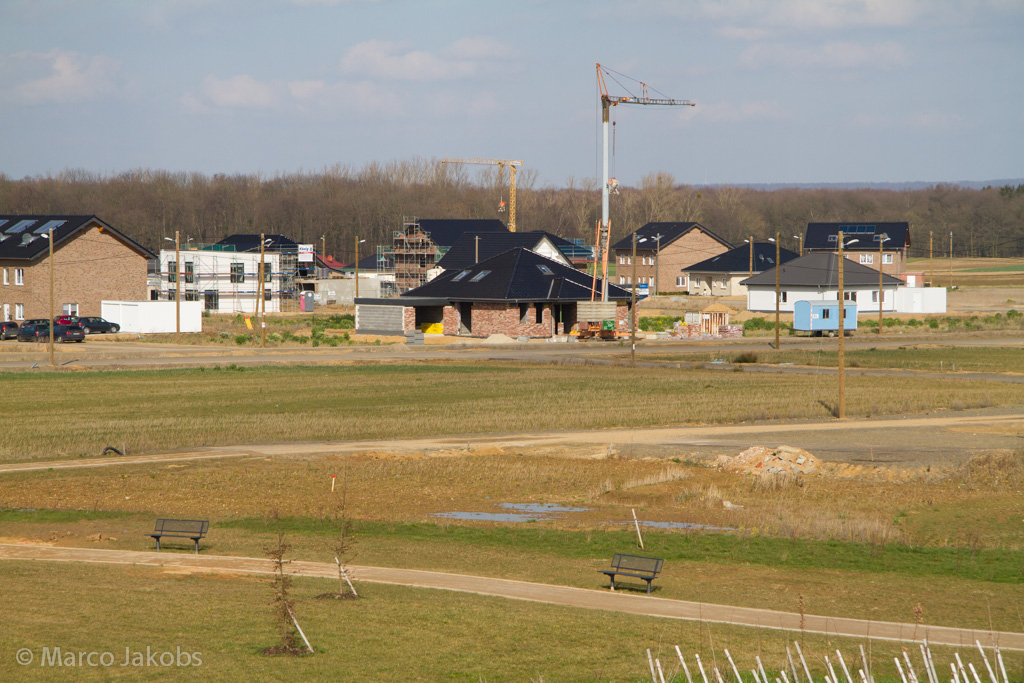 140302134053 MJ  0939