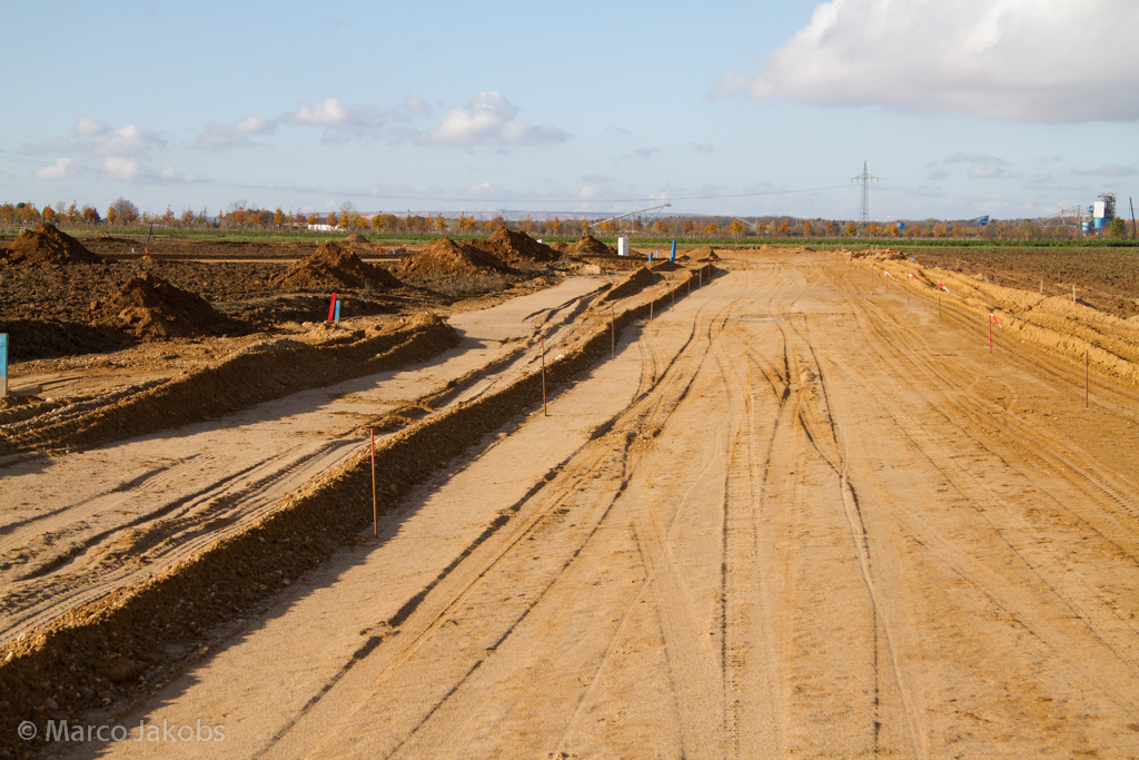 121111135654 MJ  9927