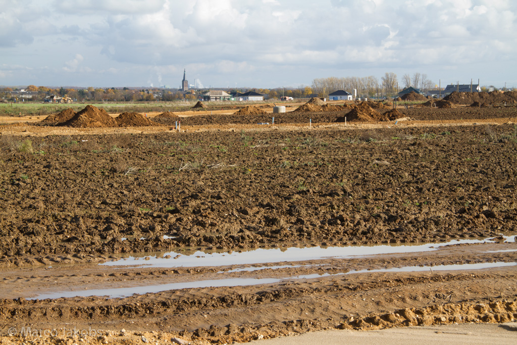 121111140401 MJ  9933