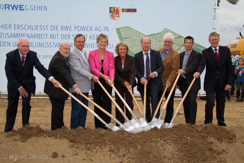 Erster Spatenstich September 2011