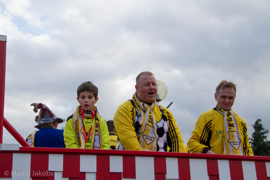 140304160010 MJ  1083