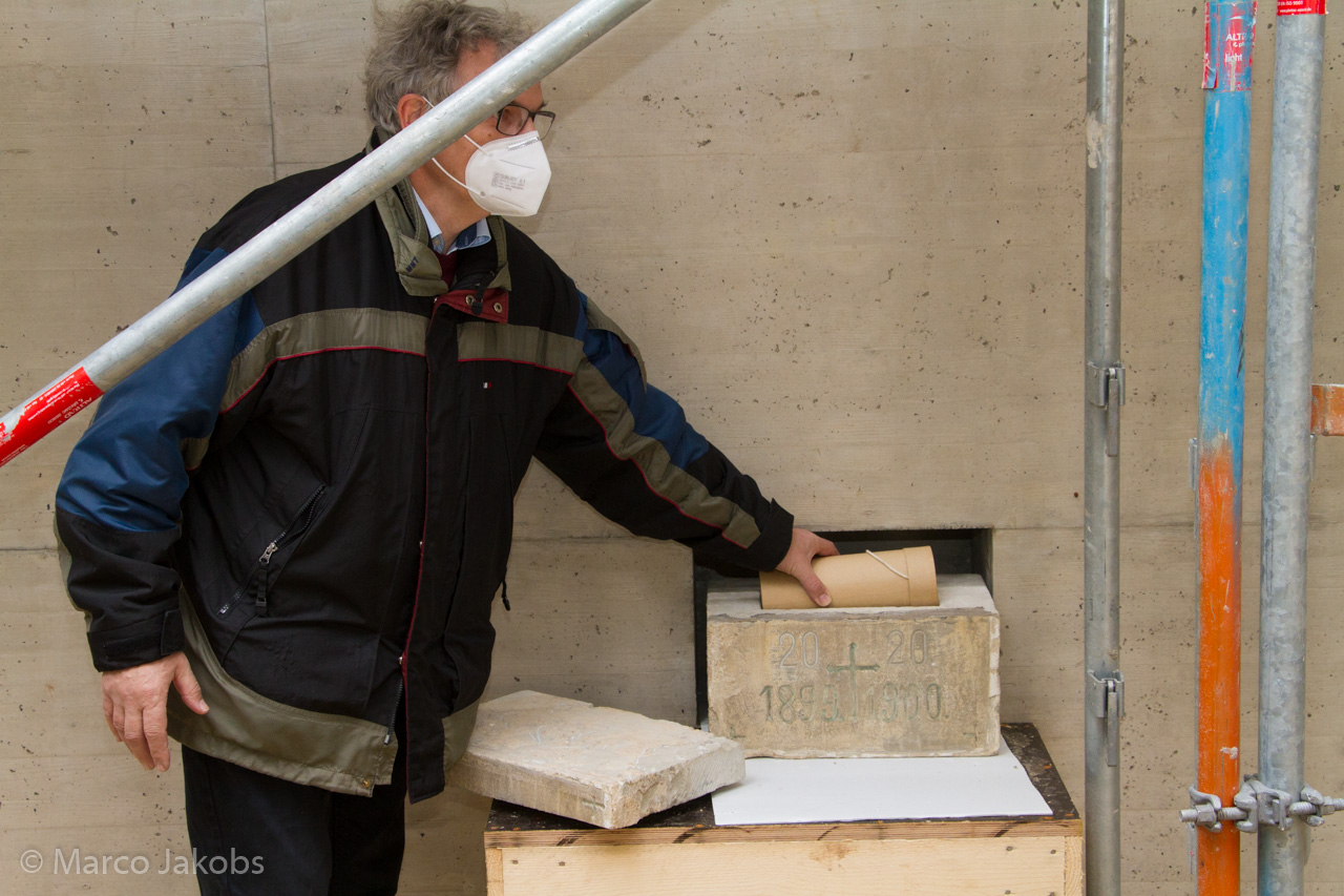 20201024153906 MJ  8243