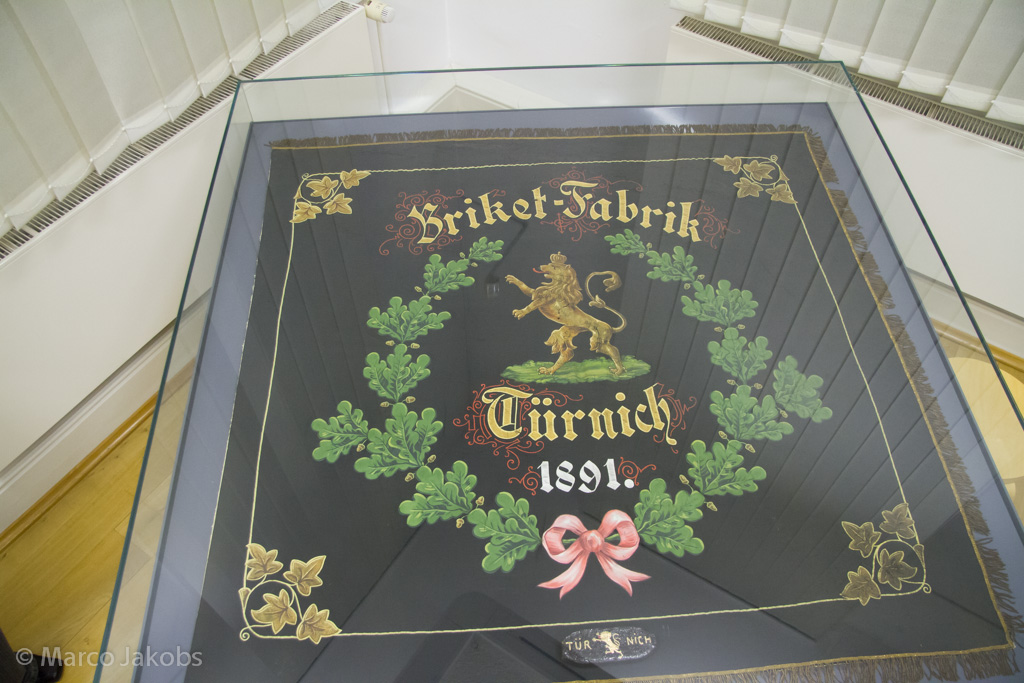 121026191818 MJ  9886